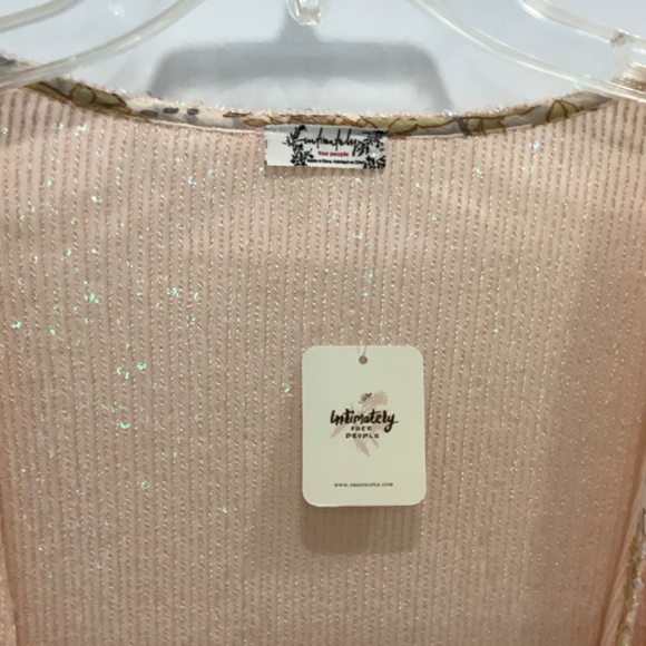 NWT NEW Intimately FREE People light pink rose sequin wrap robe jacket Small - Picture 3 of 13
